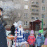 В подарок к Новому году жители дома по ул. Попова получили современную детскую площадку - Единая Россия