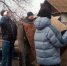 Жителям села Краснощеково, пострадавшим от паводка, помогают социальные работники и волонтеры - Управление соцзащиты
