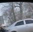 Прохожие уберегли от ДТП, остановив уехавший с парковки автомобиль - НовостиАлтая.рф