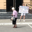 Еще один одиночный пикет против вакцинации от коронавируса прошел в Барнауле - ИА Амител
