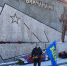В Алтайском крае либерал-демократы начали праздничный день с возложения цветов - ЛДПР