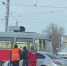 В Барнауле на Малаховском кольце легковушка врезалась в трамвай - Сетевое издание Толк