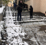 Студенты очищают от снега пешеходные лестницы в Центральном районе Барнаула - Администрация г. Барнаул