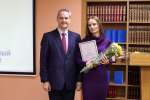Ректор Сергей Бочаров вручил награды сотрудникам АлтГУ ко Дню преподавателя высшей школы