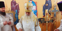 Митрополит Сергий совершил Великое освящение храма Владимирского храма в в пос. Среднесибирский - Алтайская митрополия