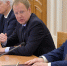 Фото: Антон Червяков, пресс-служба Правительства Алтайского края / Виктор Томенко рассказывает о планах по увеличению заработной платы жителей региона фото - Алтайская правда