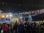 На пригородной территории открыли главную елку