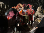 На пригородной территории открыли главную елку
