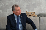 Александр Романенко вручил подарки участникам акции «Желание под ёлкой»