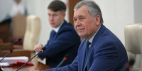 Александр Романенко поздравил жителей Алтайского края с наступающим Новым годом Фото №1 - Алтайская правда