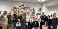 Здравия желаем! Захар Торычев совместно с "Вежливыми людьми" поздравили семьи участников СВО с Новым годом - Справедливая Россия