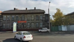 Горелая сталинская двухэтажка в центре Барнаула стала предметом судебного спора