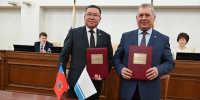 Ирина Акимова приняла участие в торжественной церемонии подписания соглашения о сотрудничестве между парламентариями Алтайского края и Республики Алтай - Избирательная комиссия