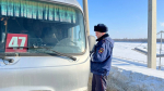 Соцсети: водитель барнаульской маршрутки угрожал вырвать ноги ребенку