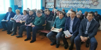 Алексей Кривенко принимает участие в ежегодных встречах со жителями Родинского района - Законодательное Собрание