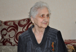 Глава Ленинского района Евгений Авраменко вручил ветерану медаль к 80-летию Великой Победы