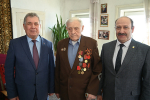 Александр Романенко вручил юбилейные медали ветеранам в Локтевском районе и Рубцовске