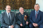 Александр Романенко вручил юбилейные медали ветеранам в Локтевском районе и Рубцовске