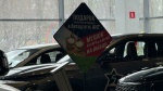 Реклама в автоцентре / Фото: "Русская экономика"