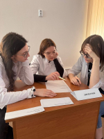 В АГМУ состоялась ежегодная внутривузовская Олимпиада по офтальмологии "Ясный взгляд в будущее"