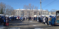 В микрорайоне Новосиликатный состоялась продовольственная ярмарка - Администрация г. Барнаул