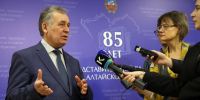 Журналистов приглашают принять участие в конкурсе на премии Губернатора Алтайского края Фото №1 - Алтайская правда