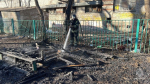 В Барнауле загорелась постройка во дворе закрытого детсада