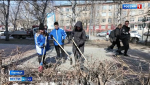 Около 7000 барнаульцев взяли сегодня в руки грабли и лопаты