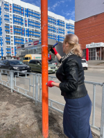 Муниципальные служащие продолжают следить за санитарным состоянием территории