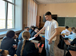 Амбассадоры ФП «Профессионалитет» 10 апреля провели увлекательное мероприятие "Профессионалитет": Ты в хорошей компании» в МАОУ «Лицей №52», где обучаются кадеты. В ходе мероприятия ребята узнали о перспективных направлениях обучения и работы, и вы можете воспользоваться этими возможностями уже сейчас! Не упусти свой шанс узнать больше о "Профессионалитет" и построить крутую карьеру! Приходи к нам на День открытых дверей 12 апреля!