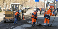 В Барнауле начался ремонт дорог горячим асфальтом - Комсомольская Правда