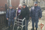 В Бийске росгвардейцы помогли найти потерявшегося пенсионера