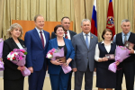 В День народного просветителя Александр Романенко вручил знаки «Почетный педагогический работник Алтайского края»