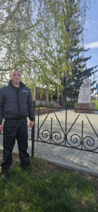 В Центральном районе организовано ежедневное дежурство у памятных мест