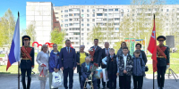 Глава Центрального района Максим Сабына вручил памятную медаль «Почетный гражданин города» - Администрация г. Барнаул