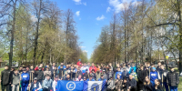 Спортсмены Федерации кикбоксинга Алтайского каря провели акцию в сквере на улице Аванесова - Администрация г. Барнаул