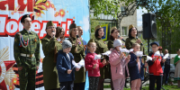 Торжественный митинг «Поклон и память поколений» прошел в ТОС Петровского микрорайона - Администрация г. Барнаул