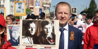 В шествии «Бессмертного полка» в столице Алтайского края приняли участие свыше 30 тысяч человек - Администрация Алтайского края