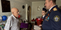 Офицеры Алейского межрайонного следственного отдела следственного управления СК России по Алтайскому краю поздравили ветеранов Великой Отечественной войны с 80-й годовщиной Победы - Следственный комитет