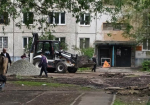 В Ленинском районе приступили к благоустройству дворов по нацпроекту «Инфраструктура для жизни»