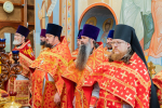 В день памяти равноапостольных Мефодия и Кирилла в Знаменском храме женского монастыря в Барнауле прошло соборное Богослужение