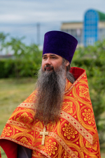 В день памяти равноапостольных Мефодия и Кирилла в Знаменском храме женского монастыря в Барнауле прошло соборное Богослужение