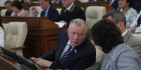 Иван Лоор: Стабильное развитие Алтайского края поддержано системной работой Правительства - Законодательное Собрание