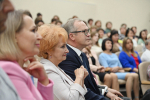 Александр Романенко поблагодарил соцработников региона за напряженный ответственный труд, профессионализм и сердечность