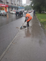 В связи с продолжительными ливнями МБУ «Автодорстрой» проводит работы по устранению последствий подтоплений