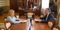 Александр Романенко провел встречу с Уполномоченным по правам ребенка в Алтайском крае - Единая Россия