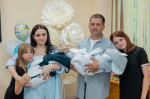 В Перинатальном центре АККЦОМД состоялась первая в Алтайском крае в 2025 году выписка тройни