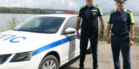 На Алтае инспекторы помогли автомобилистке с эпилептическим припадком - Комсомольская Правда