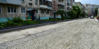 В Барнауле продолжаются работы по благоустройству дворов в рамках национального проекта «Инфраструктура для жизни» - Администрация г. Барнаул