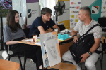Ректор лично консультировал абитуриентов в приёмной комиссии